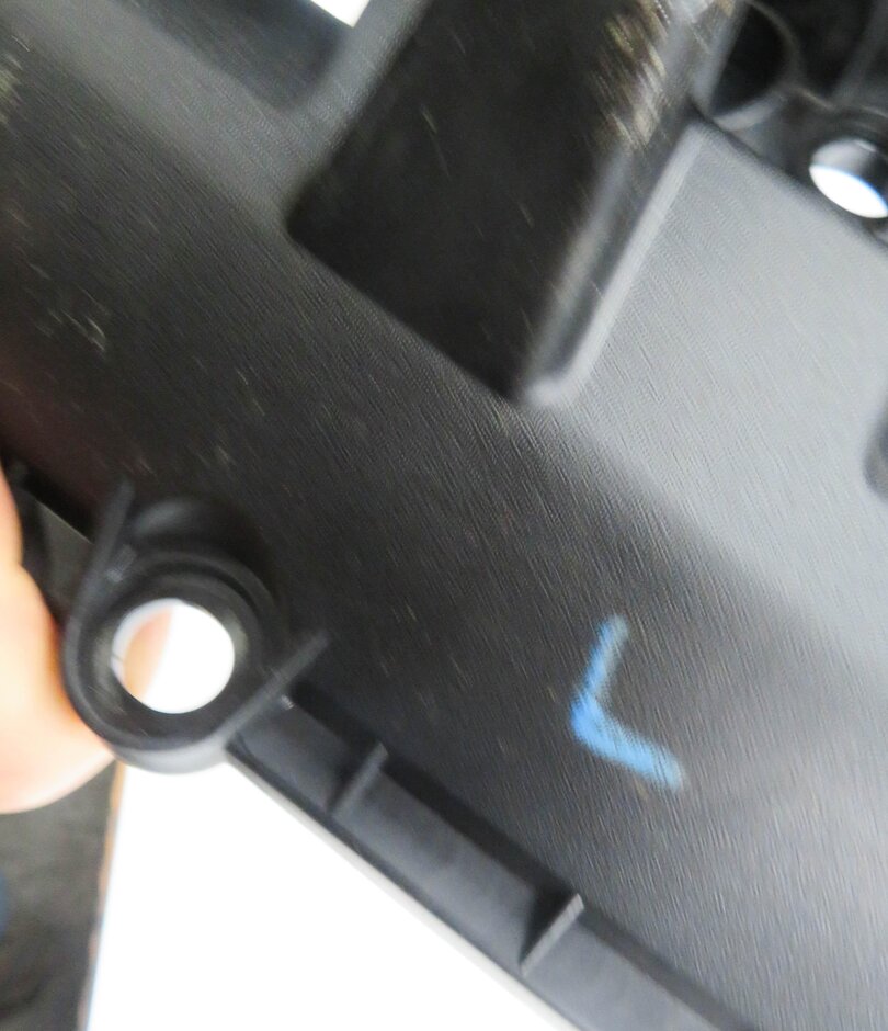 Thumbnail 7: 2010-2012 RANGE ROVER (L322) 5.0L V8 ENGINE LEFT CYLINDER HEAD VALVE COVER