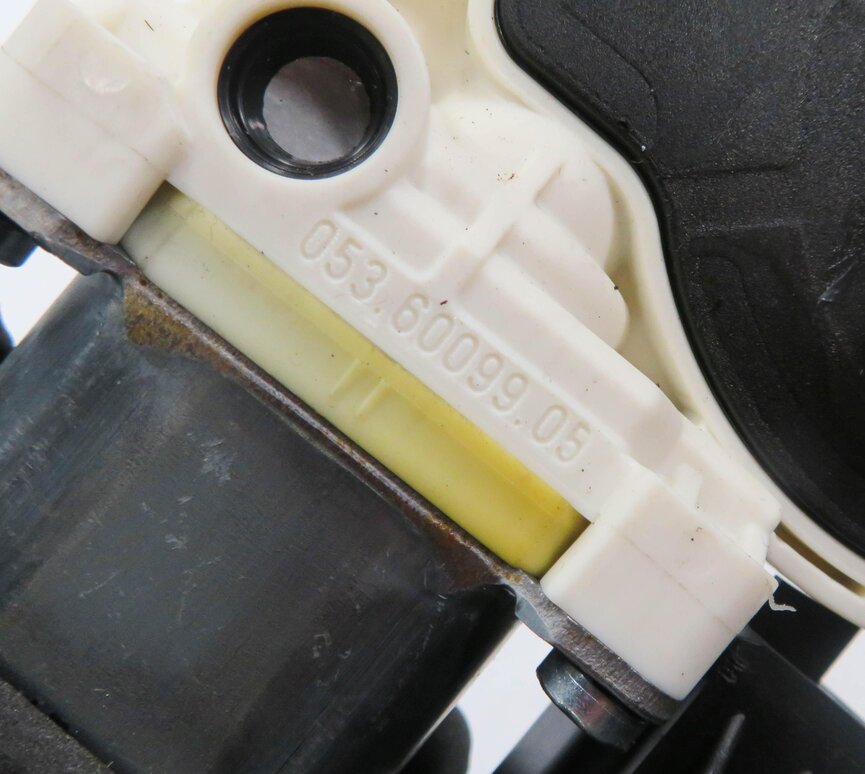 Thumbnail 7: 2010-2012 RANGE ROVER (L322) LEFT FRONT DRIVER DOOR POWER WINDOW MOTOR