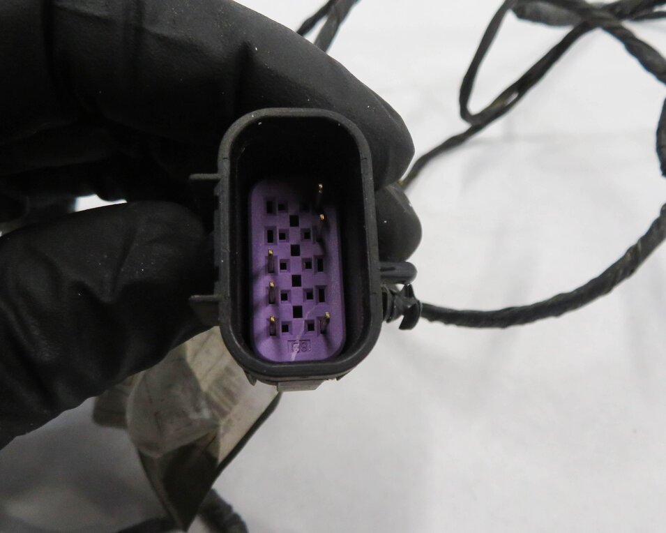 Thumbnail 5: 2011 RANGE ROVER (L322) REAR PDC PARK DISTANCE SENSOR SET-4 w/ HARNESS (BLACK)