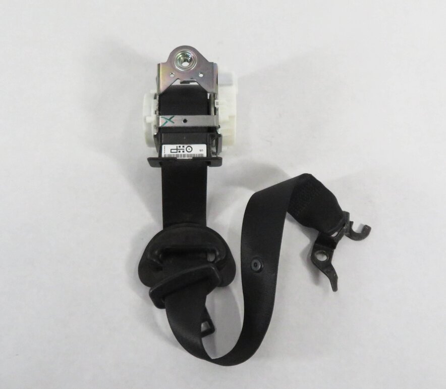 Thumbnail 5: 06-11 328i 335i M3 (E90) SEDAN / WAGON RIGHT FRONT SEATBELT RETRACTOR (BLACK)