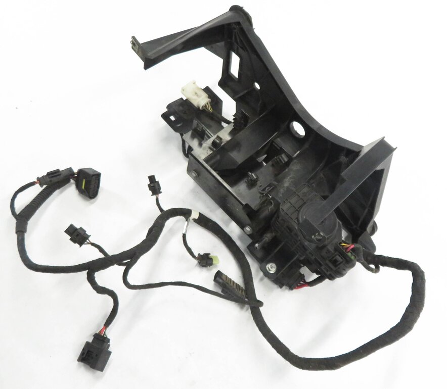 2009 BMW 335i (E90) 3.0L M57Y DIESEL ENGINE FUEL FLUID TRANSFER PUMP w/ HARNESS
