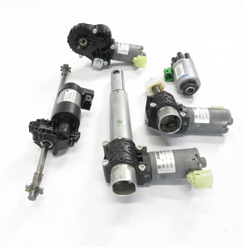 Thumbnail 4: 2011 BMW 535i (F10) RIGHT FRONT PASSENGER POWER SEAT MOTOR SET-5