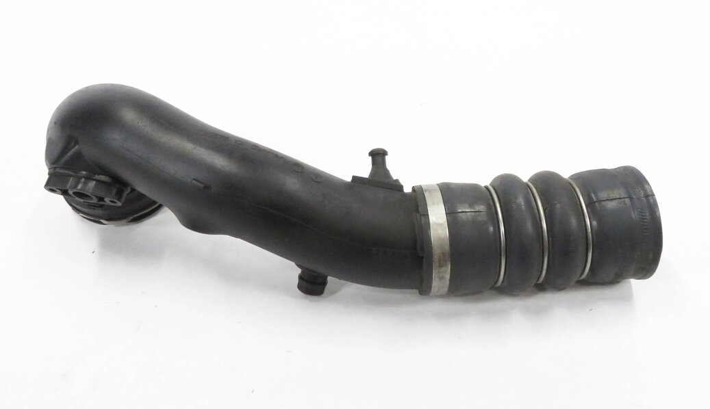 Thumbnail 3: 2011 BMW 535i (F10) 3.0L N55 TURBO ENGINE AIR INDUCTION PIPE