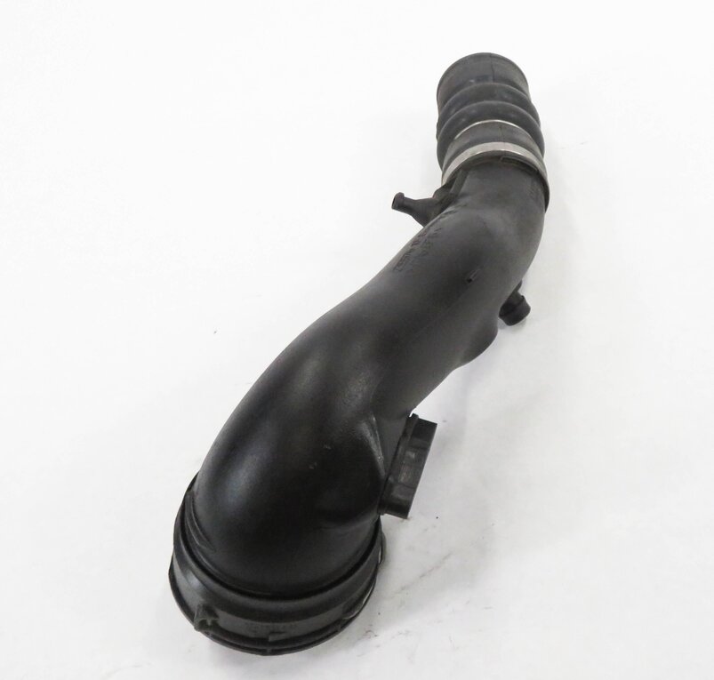 Thumbnail 4: 2011 BMW 535i (F10) 3.0L N55 TURBO ENGINE AIR INDUCTION PIPE