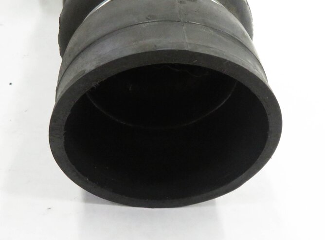 Thumbnail 6: 2011 BMW 535i (F10) 3.0L N55 TURBO ENGINE AIR INDUCTION PIPE