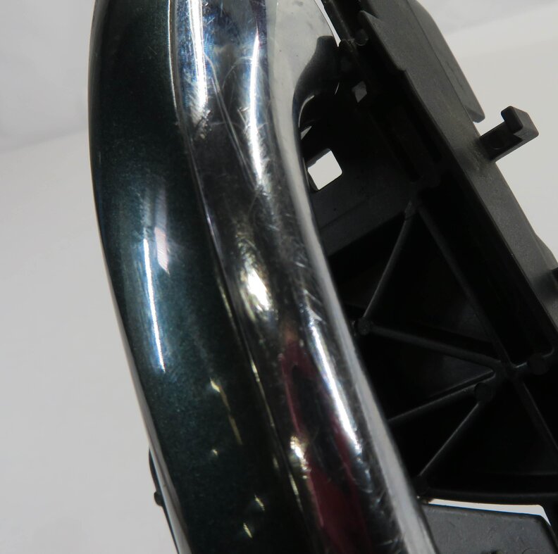 Thumbnail 9: 2008 MERCEDES ML320 (W164) LEFT SIDE REAR EXTERIOR DOOR HANDLE (GREEN 300U)