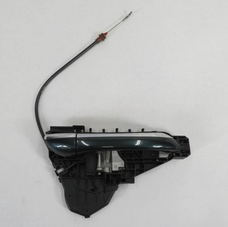 Thumbnail 2: 2008 MERCEDES ML320 (W164) RIGHT FRONT PASSENGER EXTERIOR DOOR HANDLE (GREEN)