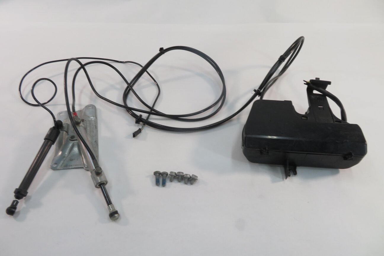 Thumbnail 6: 2006-2009 MERCEDES ML320 ML350 ML500 (W164) REAR TRUNK LIFT MOTOR w/ RAM & LINES