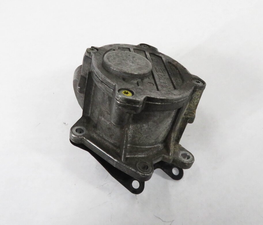 Thumbnail 3: 08-13 MB E320 E350 GL320 GL350 ML320 ML350 R350 3.0L OM642 DIESEL VACUUM PUMP