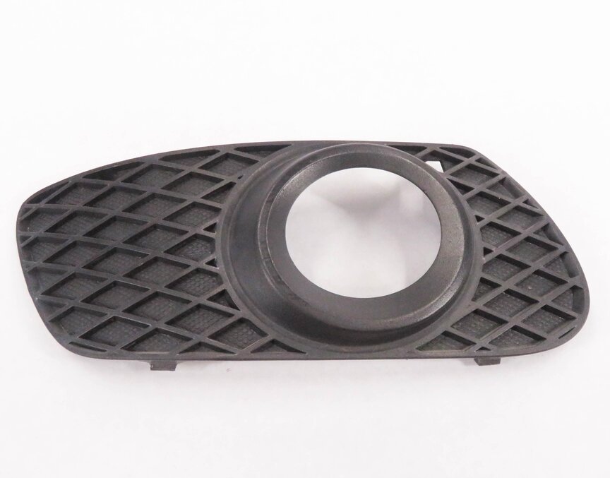 Thumbnail 2: 2008 MERCEDES ML320 (W164) RIGHT FRONT PASSENGER FOG LIGHT TRIM GRILLE (BLACK)