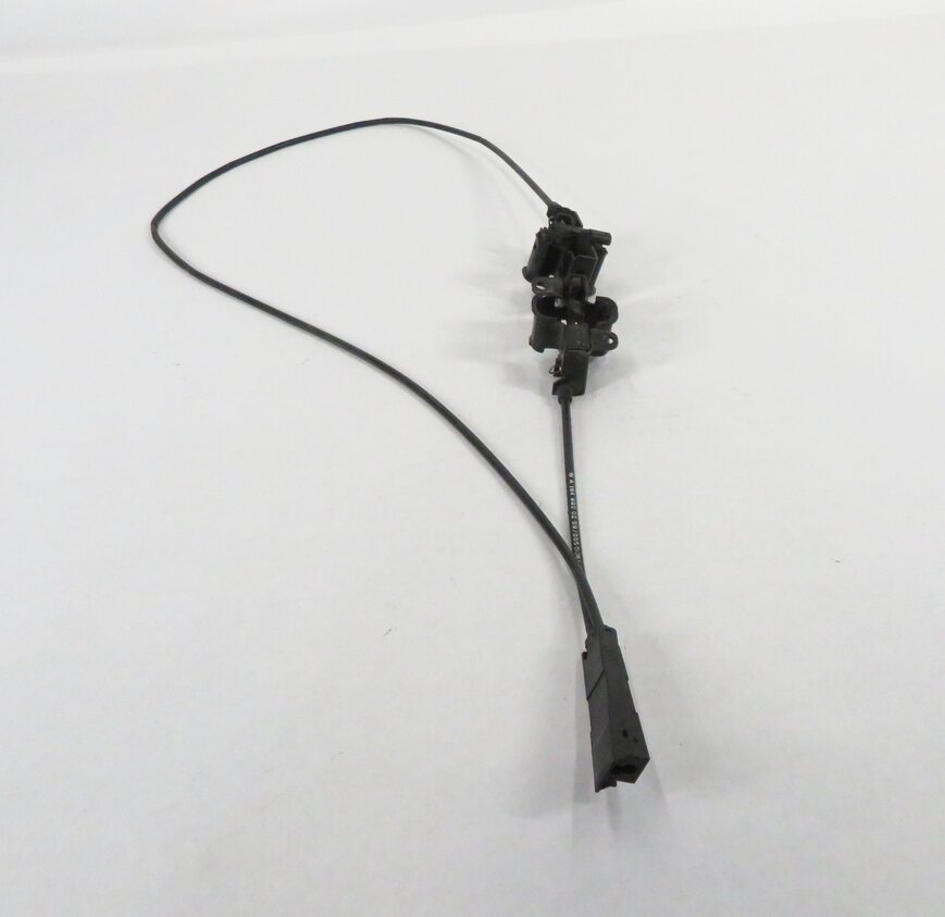 Thumbnail 3: 2009 MERCEDES BENZ GL550 (X164) FRONT LOWER HOOD LOCK LATCH SET-2 w/ CABLES