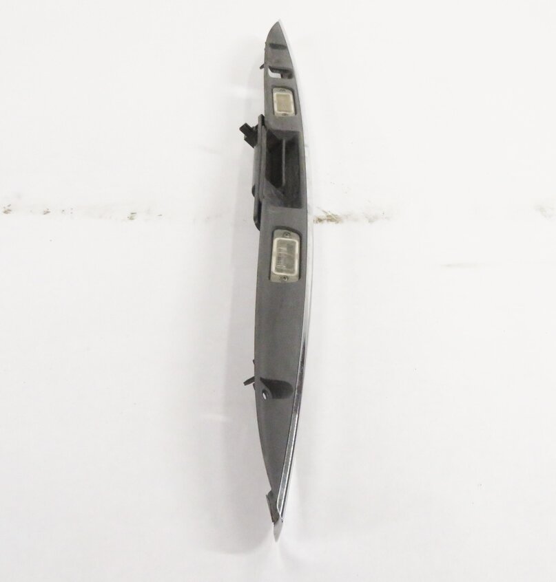 Thumbnail 3: 2009 MERCEDES BENZ GL550 (X164) REAR TRUNK HANDLE w/ LICENSE LIGHTS (CHROME)