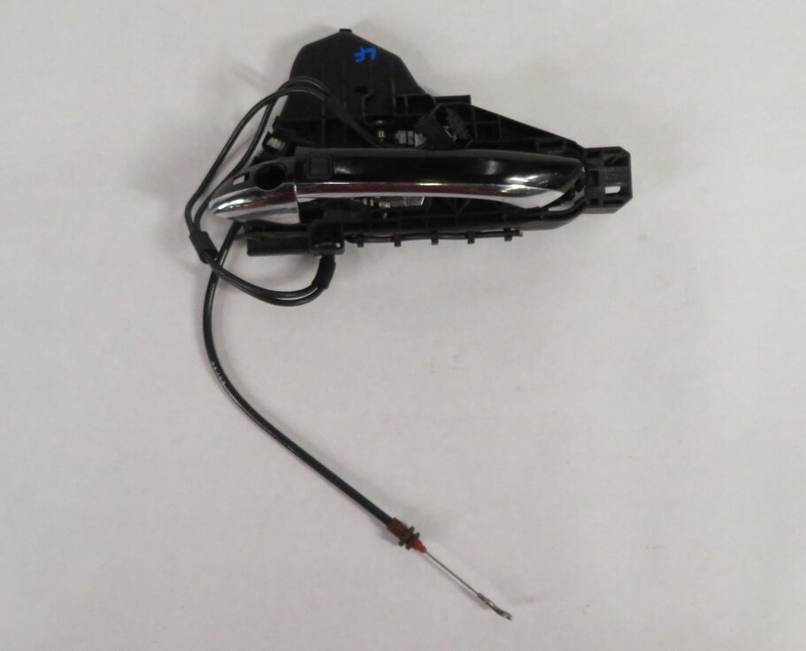 Thumbnail 2: 2009 MERCEDES BENZ GL550 (X164) LEFT DRIVER KEYLESS GO DOOR HANDLE (BLACK 040U)