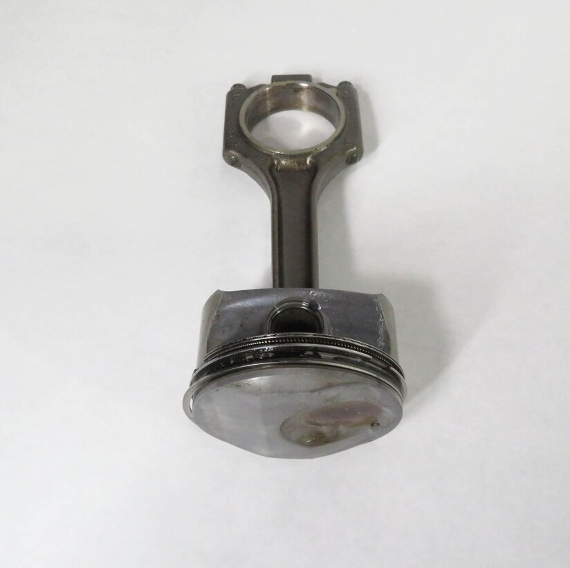 Thumbnail 6: 08-14 PORSCHE CAYENNE PANAMERA (957 958 970 G1) 4.8L *NON TURBO* PISTON SET-8