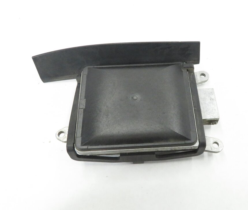 Thumbnail 2: 2011 BMW 550i (F10) LEFT REAR LANE DEPARTURE BLIND SPOT WARNING MODULE (SLAVE)