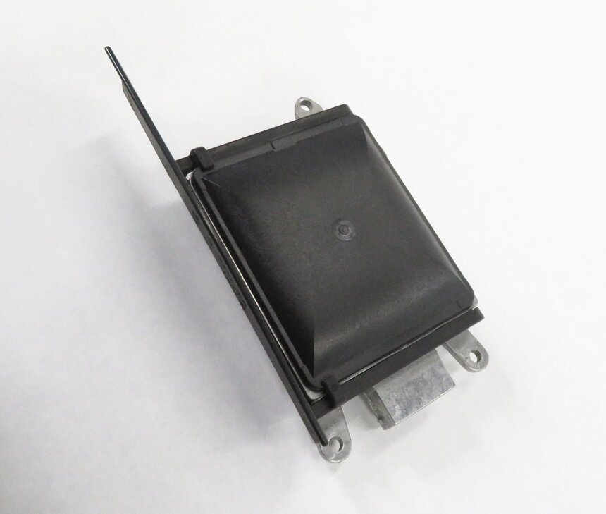 2011 BMW 550i (F10) RIGHT REAR LANE DEPARTURE BLIND SPOT WARNING MODULE (MASTER)