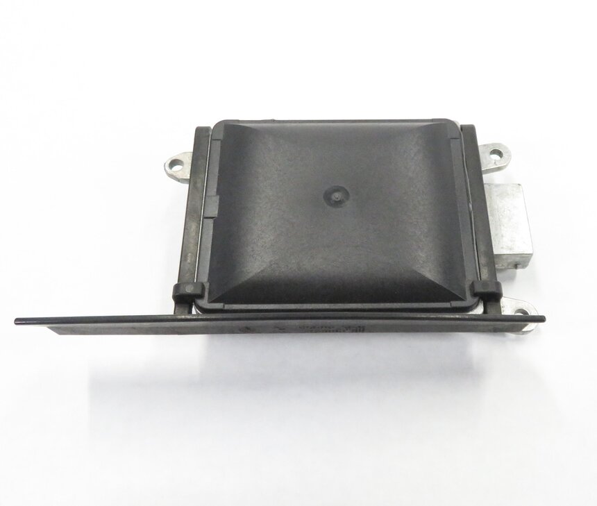 Thumbnail 2: 2011 BMW 550i (F10) RIGHT REAR LANE DEPARTURE BLIND SPOT WARNING MODULE (MASTER)