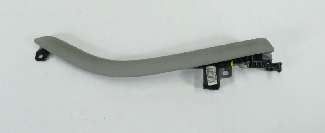 Thumbnail 2: 2011 BMW 550i (F10) FRONT CENTER CONSOLE COMPARTMENT EDGE TRIM (GRAY LEATHER)