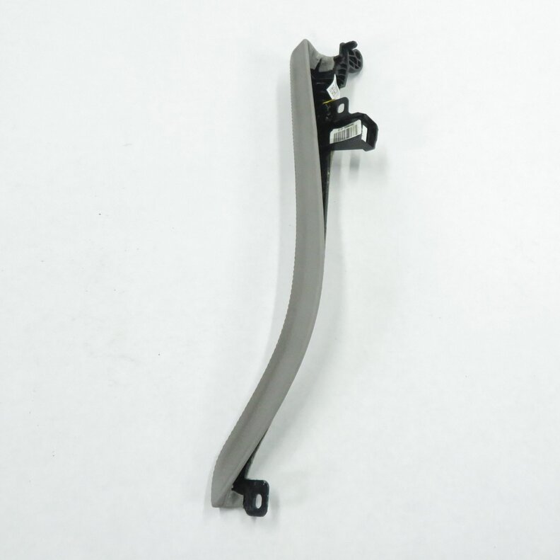 Thumbnail 3: 2011 BMW 550i (F10) FRONT CENTER CONSOLE COMPARTMENT EDGE TRIM (GRAY LEATHER)