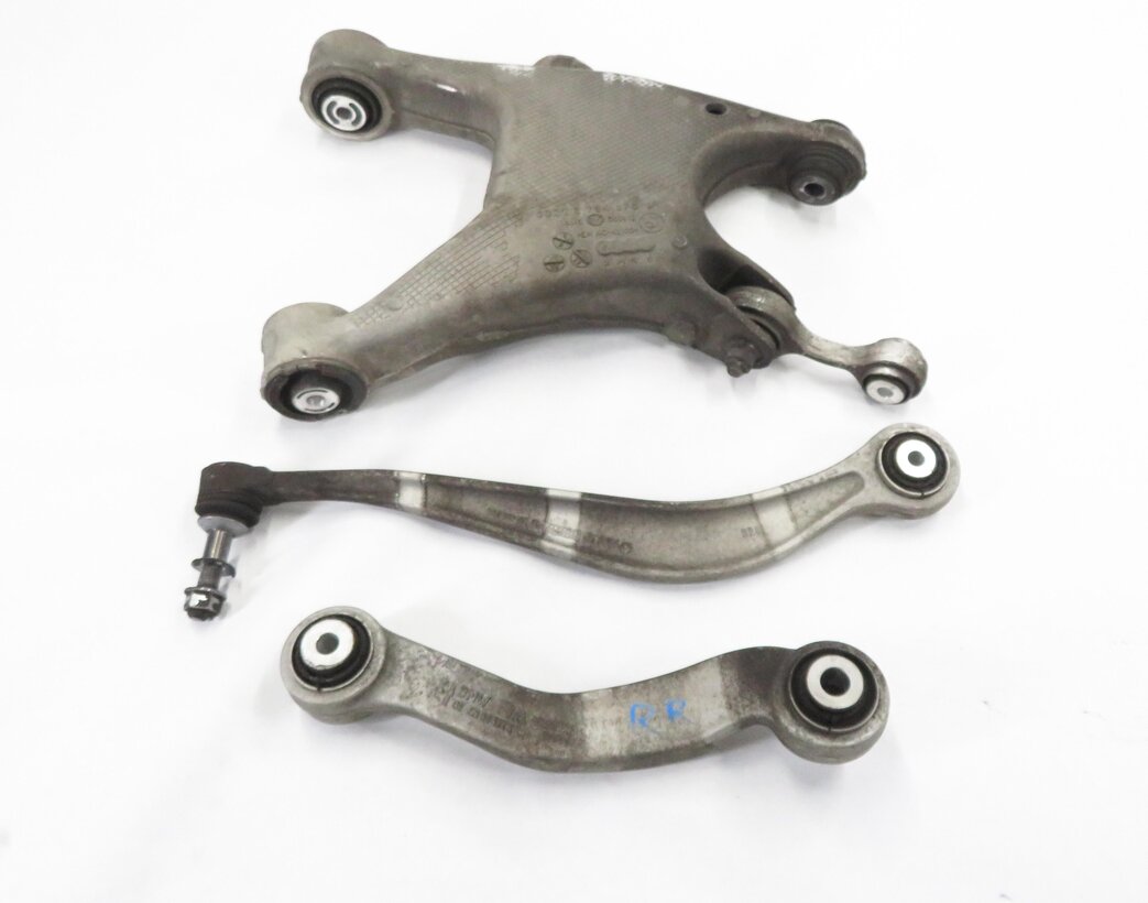 Thumbnail 2: 11-19 BMW 535i 550i 640i 650i 740i 750i (F01 F10) RIGHT REAR CONTROL ARM SET-3