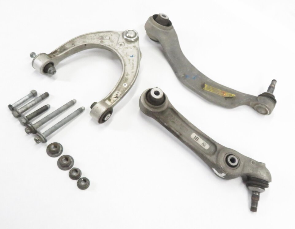 11-19 BMW 528i 535i 550i 640i 650i (F06 F10) RWD RIGHT FRONT CONTROL ARM SET (3)