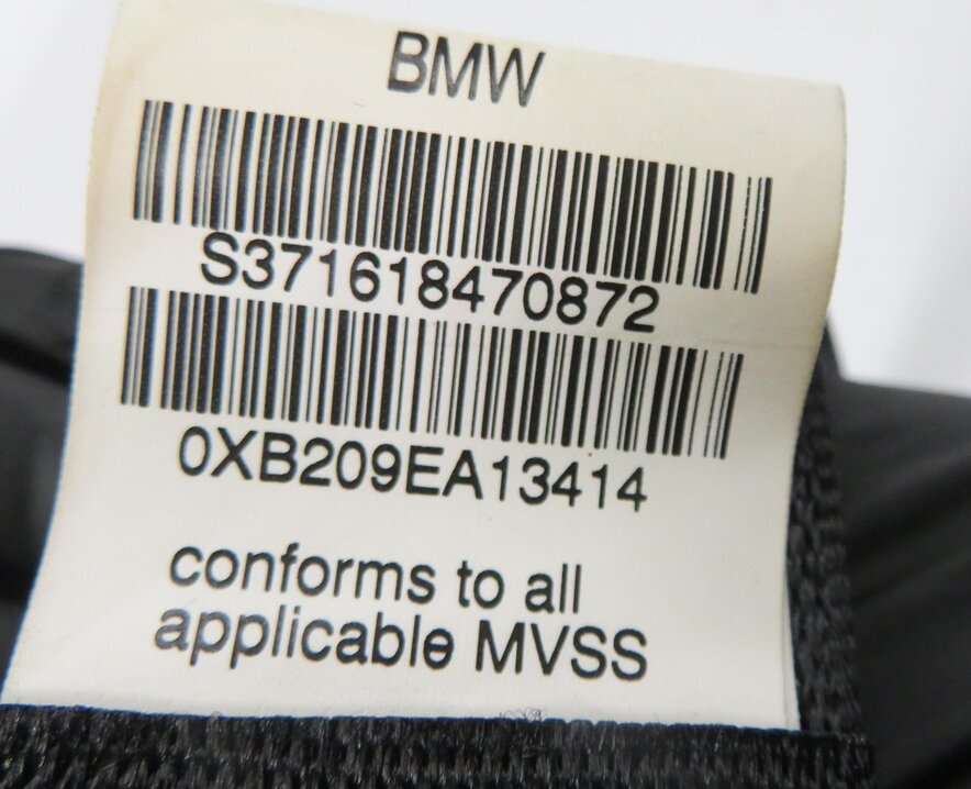 Thumbnail 8: 2011 BMW X5 (E70) REAR SECOND ROW SEAT - SEATBELT BUCKLE RETRACTOR SET-2 (BLACK)