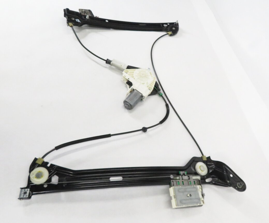 Thumbnail 3: 2013 AUDI S5 (B8 8T) COUPE - RIGHT PASSENGER DOOR POWER WINDOW REGULATOR & MOTOR