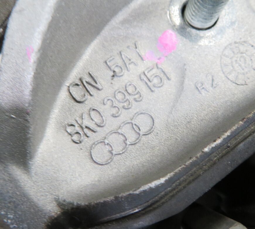 Thumbnail 6: 2013 AUDI S5 (B8 8T) 3.0L SUPERCHARGED ENGINE A/T TRANSMISSION MOUNT BRACKET