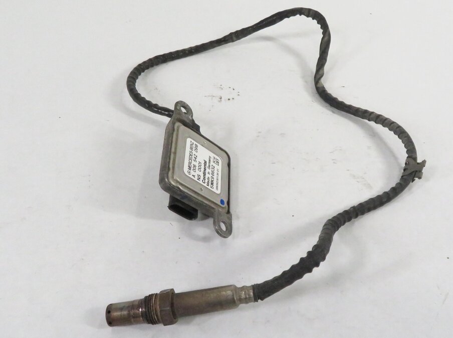 Thumbnail 3: 2009 MERCEDES BENZ ML320 (W164) 3.0L OM642 DIESEL POST CAT REAR O2 NOX SENSOR