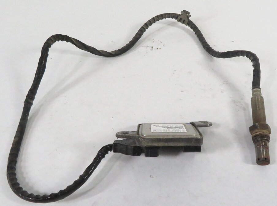 Thumbnail 4: 2009 MERCEDES BENZ ML320 (W164) 3.0L OM642 DIESEL POST CAT REAR O2 NOX SENSOR