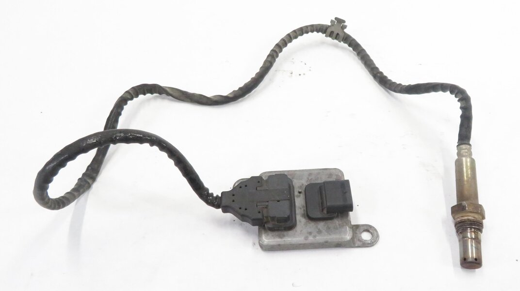 Thumbnail 5: 2009 MERCEDES BENZ ML320 (W164) 3.0L OM642 DIESEL POST CAT REAR O2 NOX SENSOR