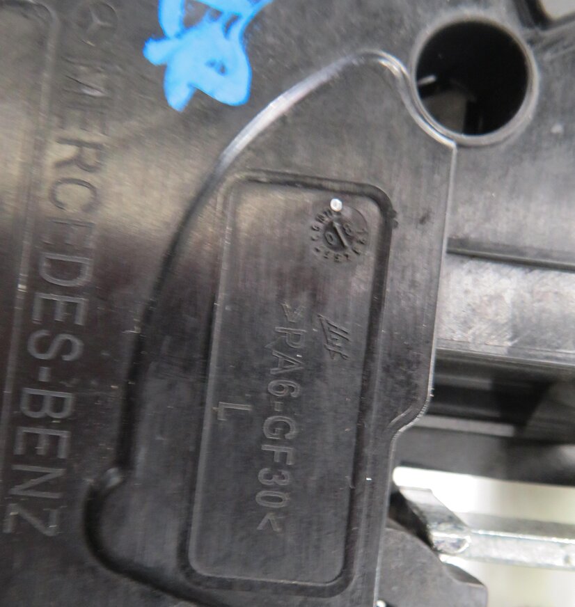 Thumbnail 7: 2009 MERCEDES BENZ ML320 (W164) LEFT REAR EXTERIOR DOOR HANDLE (CALCITE WHITE)