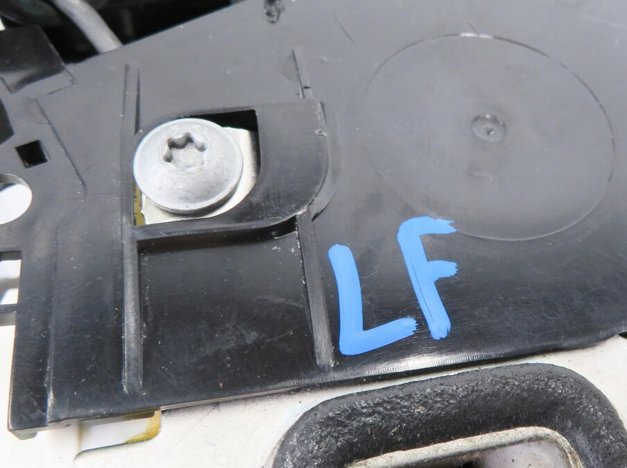Thumbnail 6: 06-12 MB GL320 GL 450 GL550 GL350 ML500 ML350 ML320 LEFT FRONT DOOR LOCK LATCH
