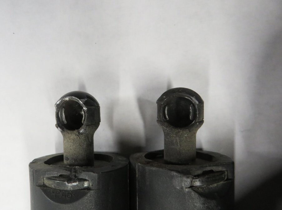 Thumbnail 6: 2009 MERCEDES BENZ ML320 (W164) LEFT & RIGHT REAR SUSPENSION SHOCK STRUT SET-2