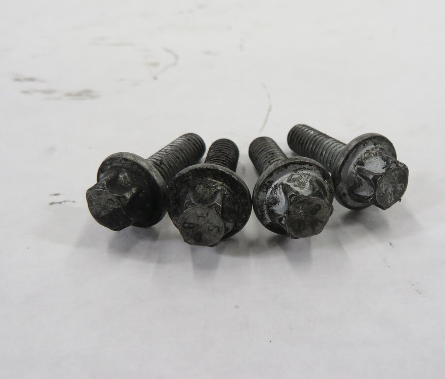 Thumbnail 7: 08-13 MB E320 E350 GL320 GL350 ML320 ML350 R350 3.0L OM642 DIESEL VACUUM PUMP