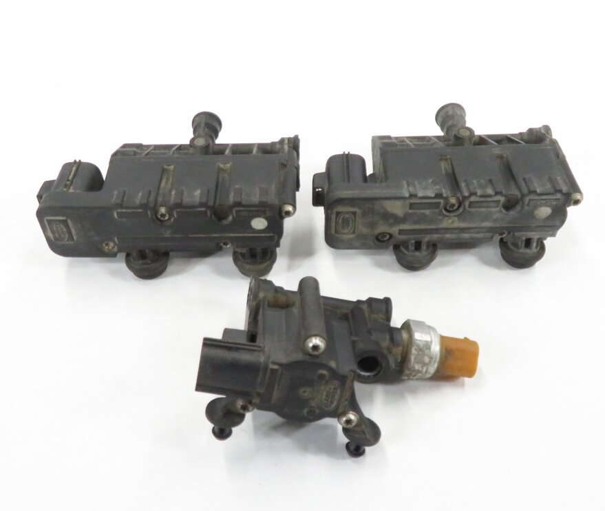 Thumbnail 2: 2006 RANGE ROVER SPORT (L320) AIR SUSPENSION PRESSURE RELIEF VALVE SET-3