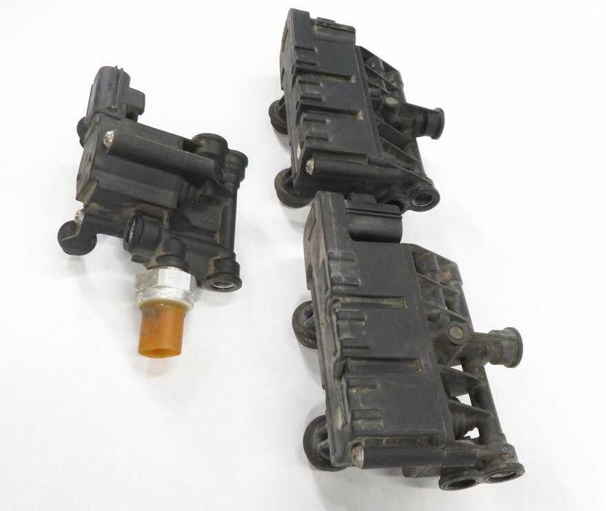Thumbnail 3: 2006 RANGE ROVER SPORT (L320) AIR SUSPENSION PRESSURE RELIEF VALVE SET-3