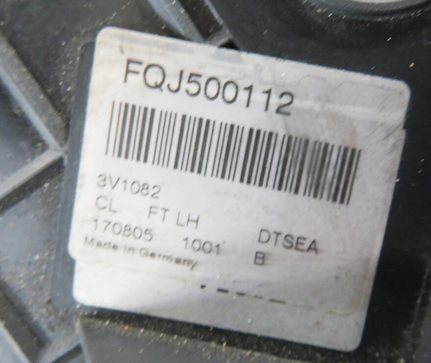 Thumbnail 5: 2005-2008 LAND ROVER LR3 (06-08 RANGE ROVER SPORT L320) LEFT FRONT DOOR LATCH