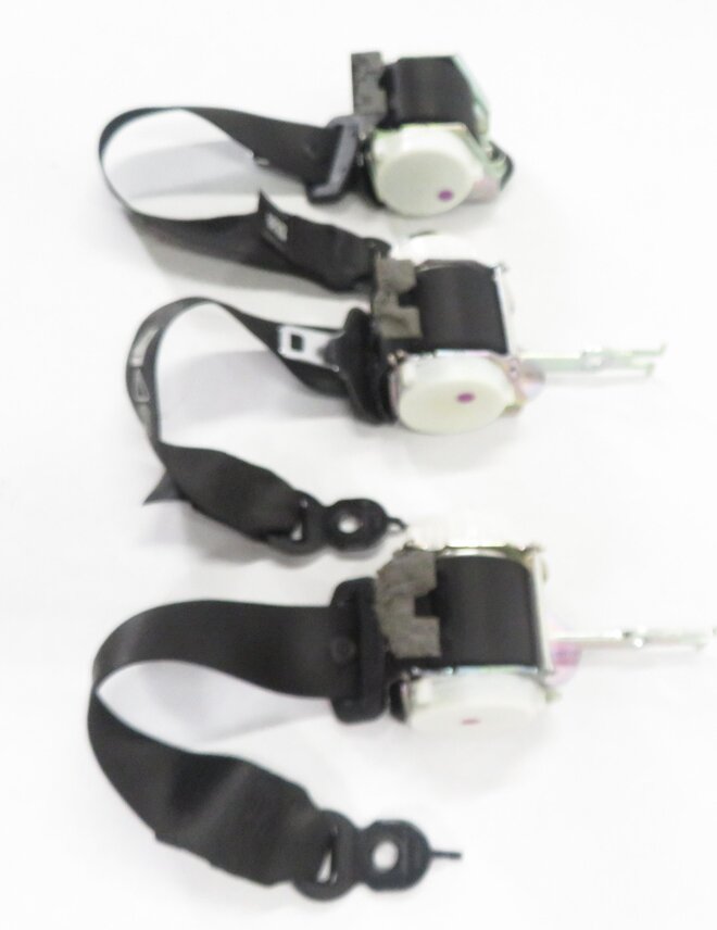Thumbnail 4: 2011 BMW 535i (F10) REAR - LEFT / CENTER / RIGHT SEATBELT RETRACTOR SET (BLACK)