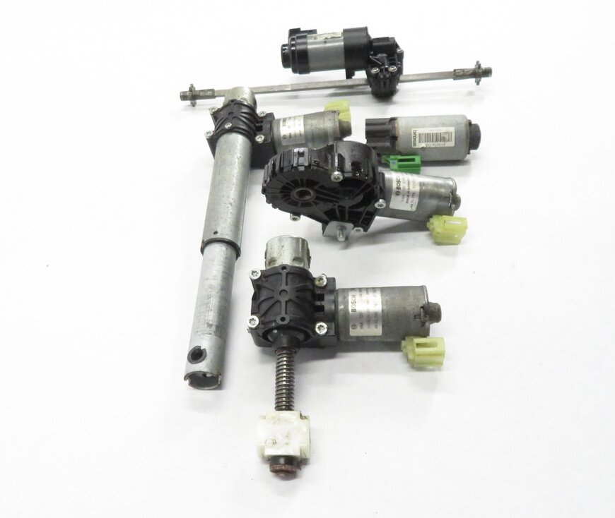 Thumbnail 4: 2011 BMW 535i (F10) LEFT FRONT DRIVER COMFORT SEAT MOTOR SET-5