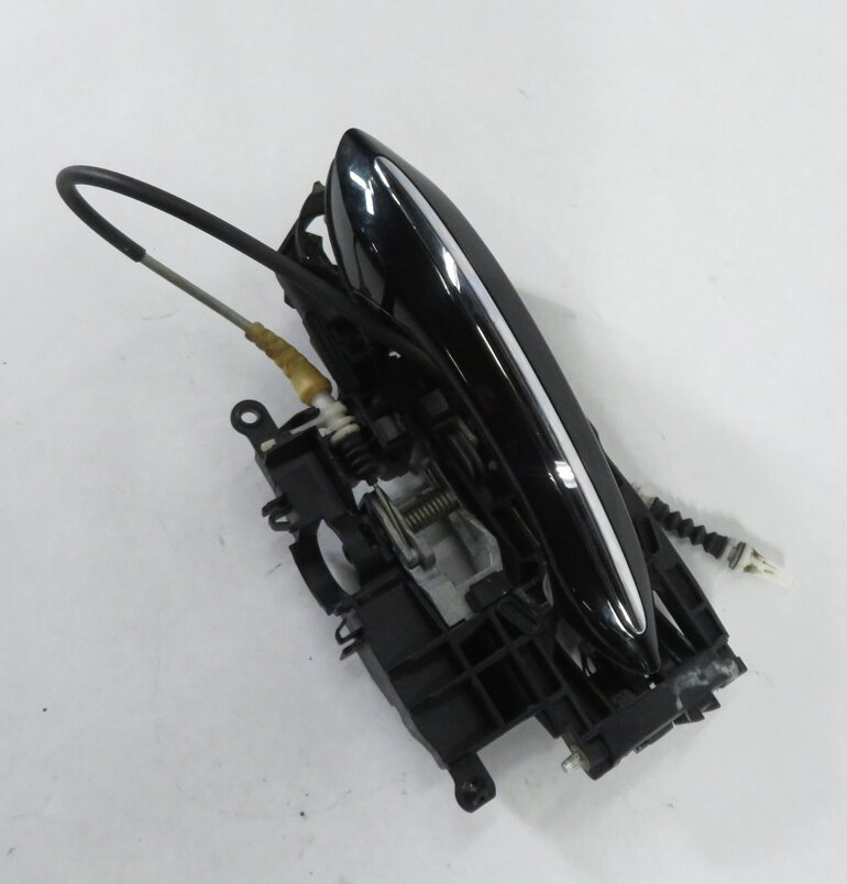 2011-2016 BMW 528i 535i 550i M5 (F10) RIGHT FRONT DOOR HANDLE w/ LIGHT (BLACK)