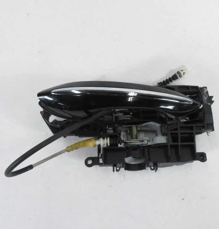 Thumbnail 2: 2011-2016 BMW 528i 535i 550i M5 (F10) RIGHT FRONT DOOR HANDLE w/ LIGHT (BLACK)