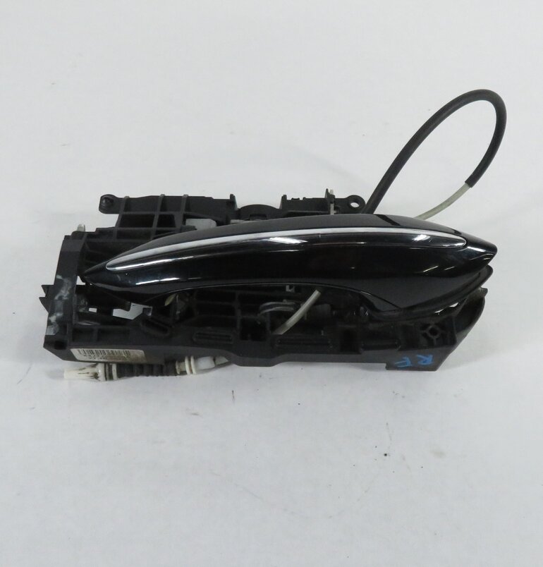 Thumbnail 4: 2011-2016 BMW 528i 535i 550i M5 (F10) RIGHT FRONT DOOR HANDLE w/ LIGHT (BLACK)
