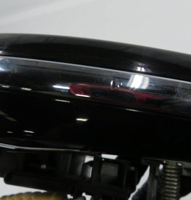 Thumbnail 7: 2011-2016 BMW 528i 535i 550i M5 (F10) RIGHT FRONT DOOR HANDLE w/ LIGHT (BLACK)