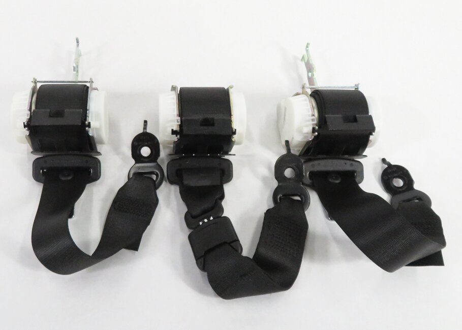 Thumbnail 2: 2011 BMW 535i (F10) REAR - LEFT / CENTER / RIGHT - SEATBELT RETRACTOR SET BLACK