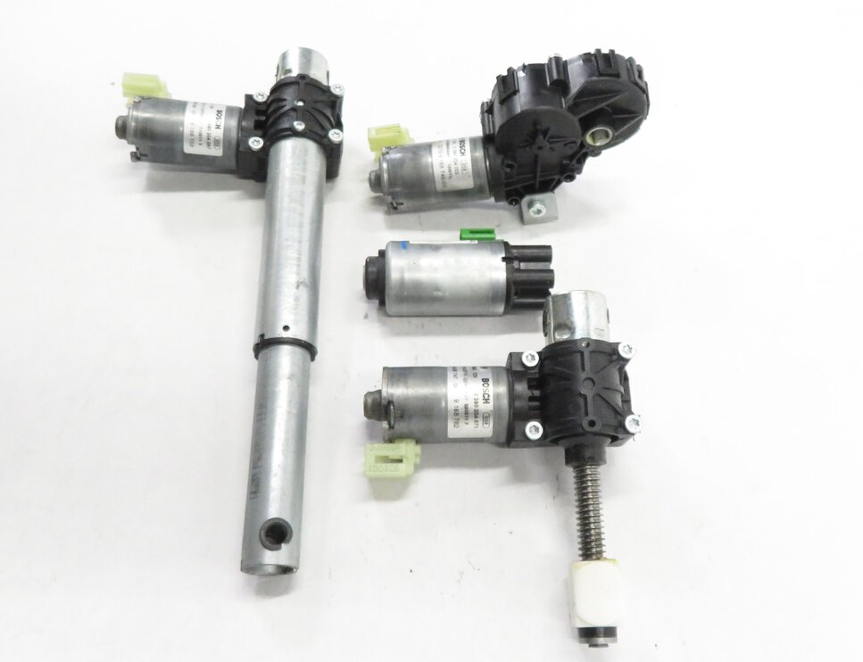 Thumbnail 3: 2011 BMW 535i (F10) RIGHT FRONT PASSENGER POWER SEAT MOTOR SET-4