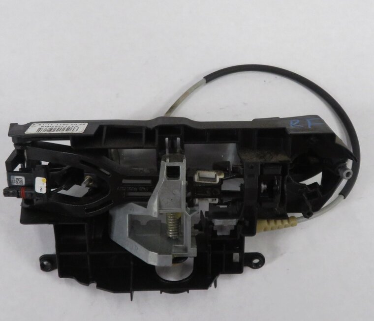 Thumbnail 5: 2011-2016 BMW 528i 535i 550i M5 (F10) RIGHT FRONT DOOR HANDLE w/ LIGHT (SILVER)
