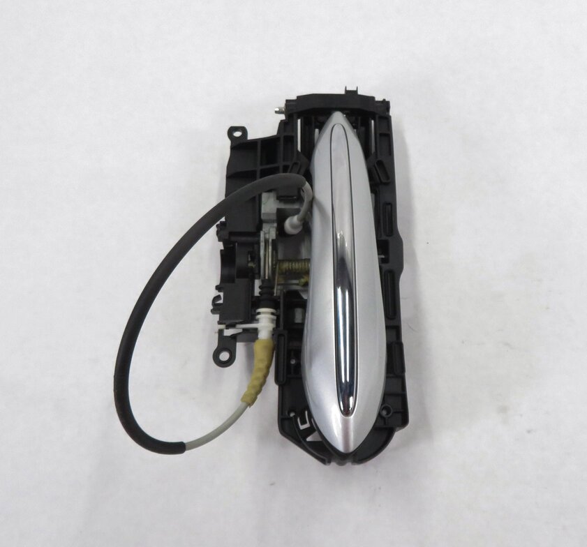 Thumbnail 3: 2011-2016 BMW 528i 535i 550i M5 (F10) LEFT REAR DOOR HANDLE w/ LIGHT (SILVER)