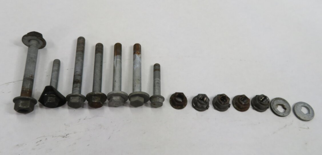 Thumbnail 11: 11-19 BMW 535i 550i 640i 650i 740i 750i (F01 F10) RIGHT REAR CONTROL ARM SET-3