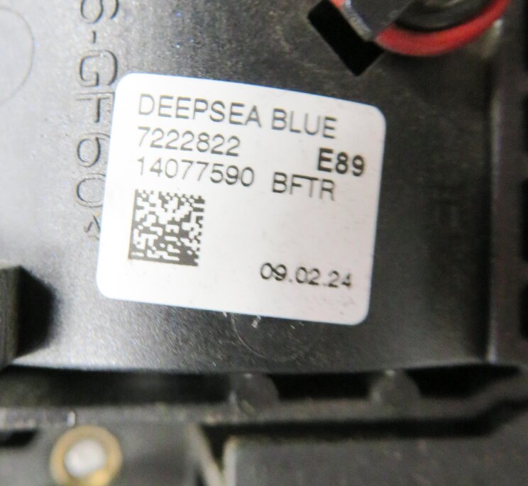 Thumbnail 6: 2009-2016 BMW Z4 (E89) RIGHT FRONT PASSENGER DOOR HANDLE (DEEP SEA BLUE A76)